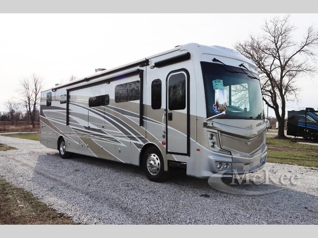 2025 Fleetwood Rv Discovery 38W Class A Diesel Motorhome - Diesel Pusher RV