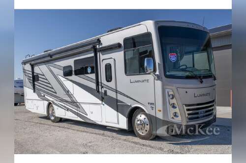 2026 Thor Motor Coach Luminate CC35 in perry IA
