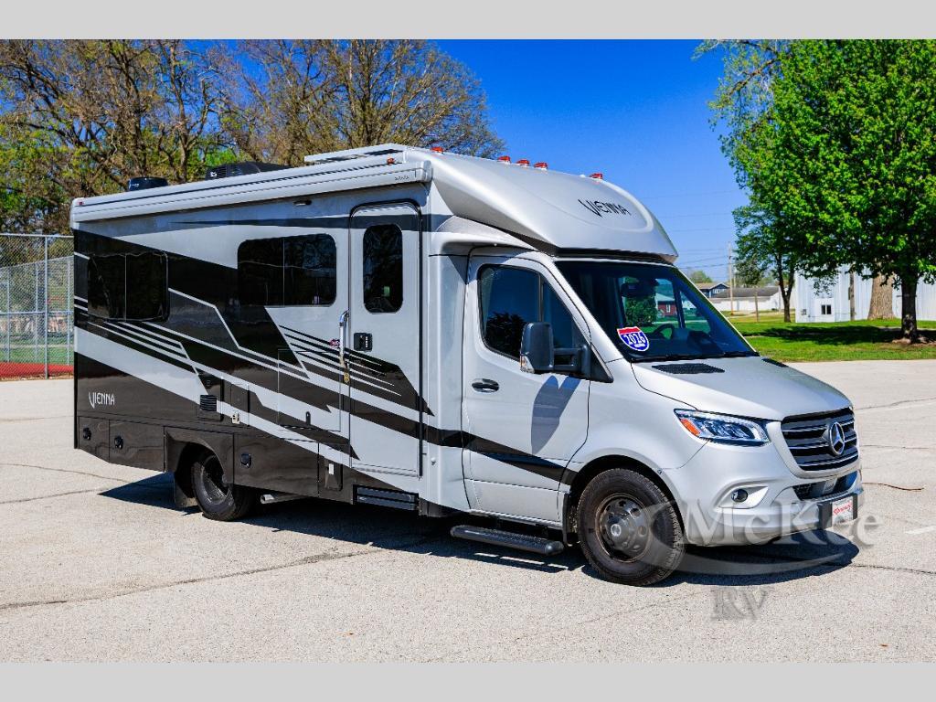 2026 Renegade Vienna 25DLN in perry IA