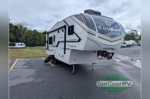2026 Keystone Rv Cougar Half-Ton 23MLE in bedford PA
