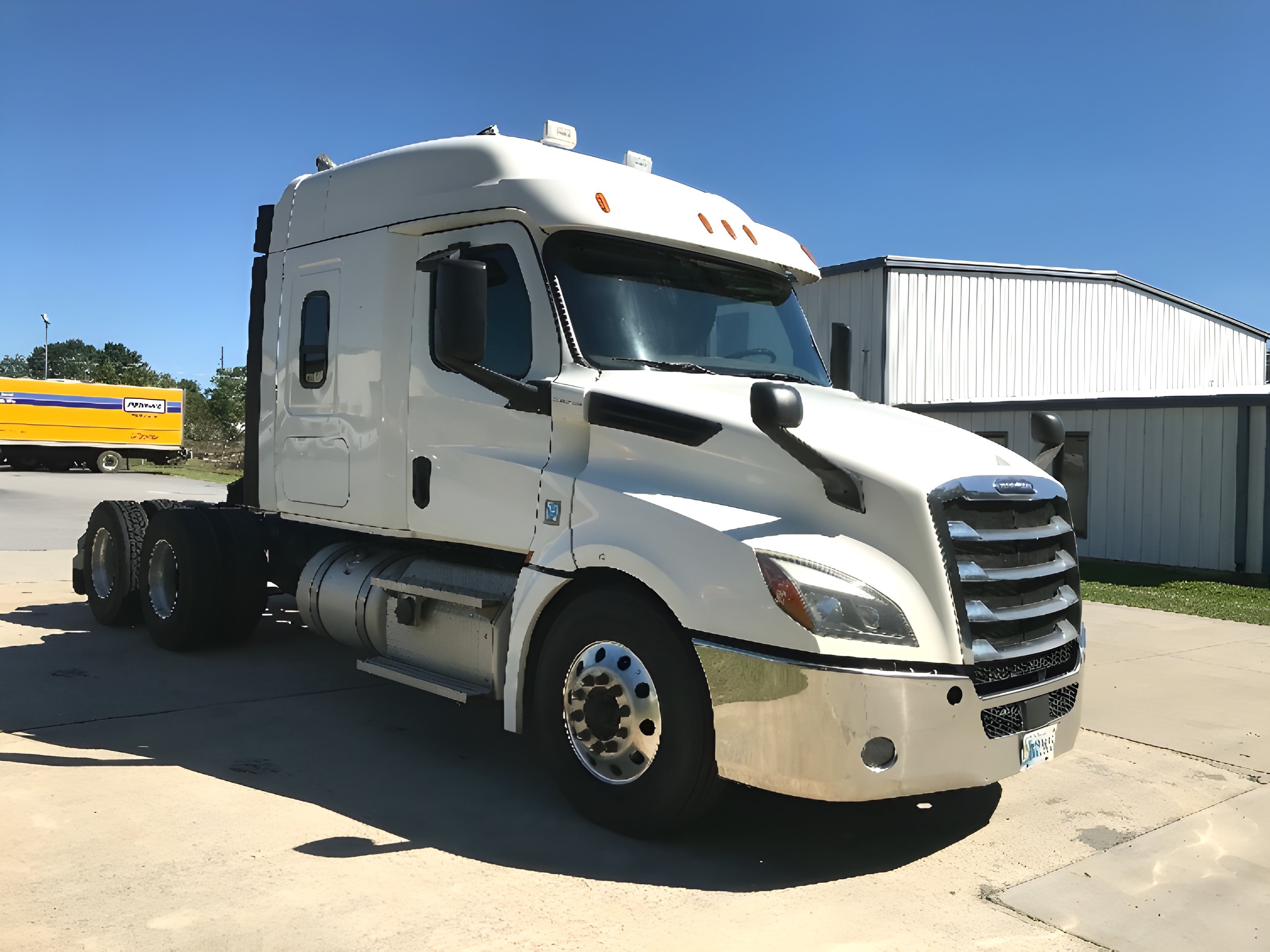 2020 FREIGHTLINER CASCADIA 126 in Florence, SC