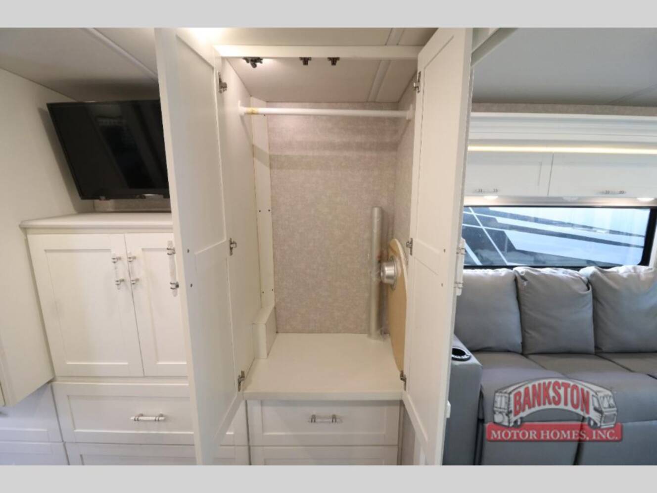 A photo of this 2024 Winnebago Adventurer 35F