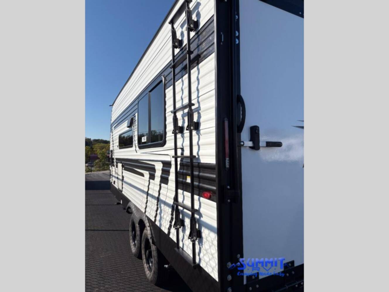 A photo of this 2026 Grand Design Momentum MAV 17MAV