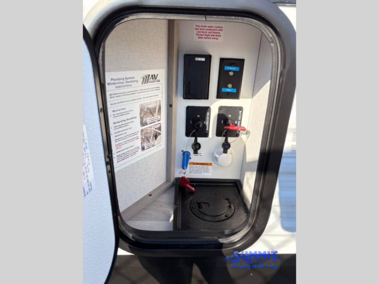 A photo of this 2026 Grand Design Momentum MAV 17MAV