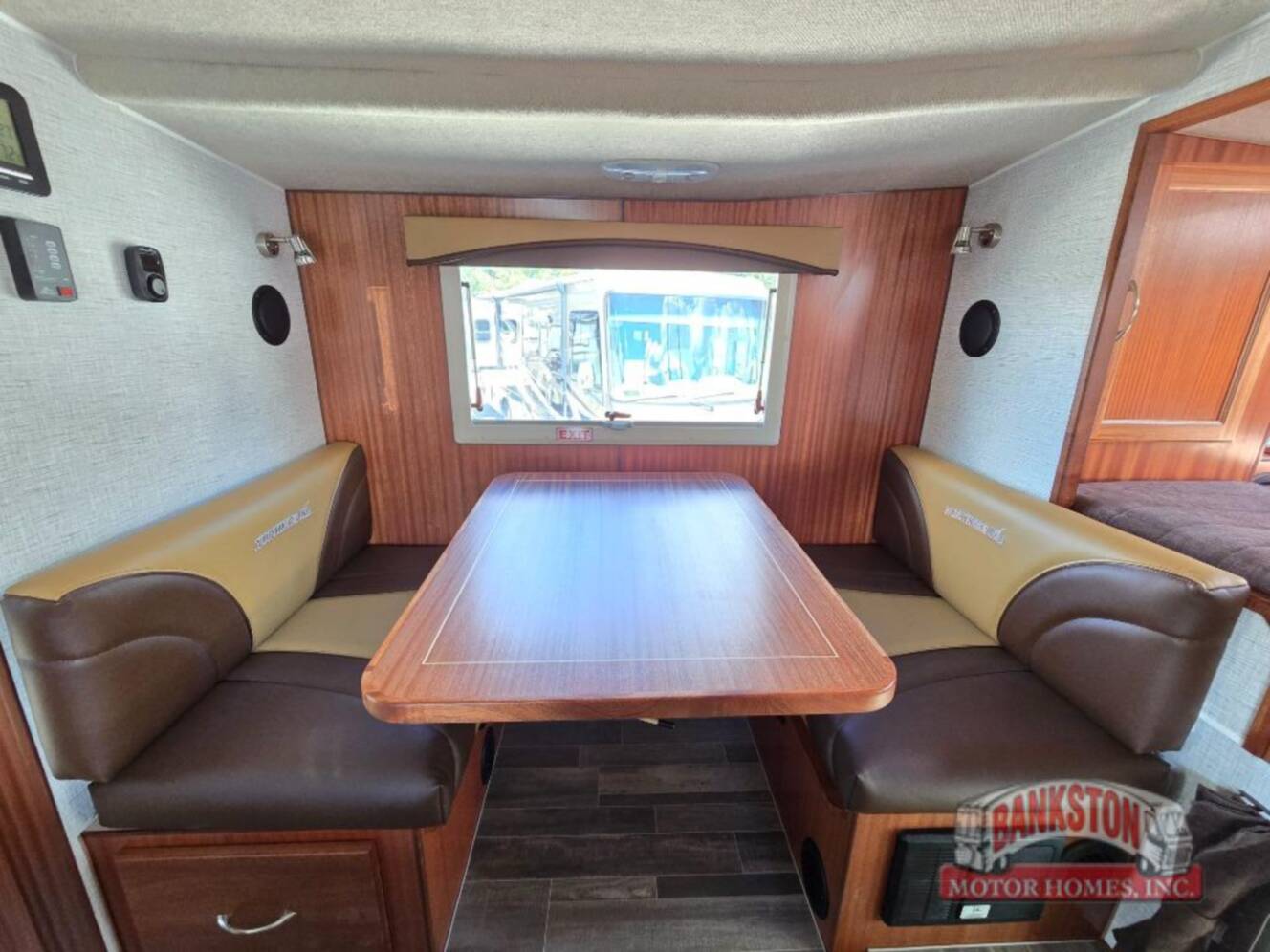 A photo of this 2026 Northern Lite Limited Edition 9-6LEWB