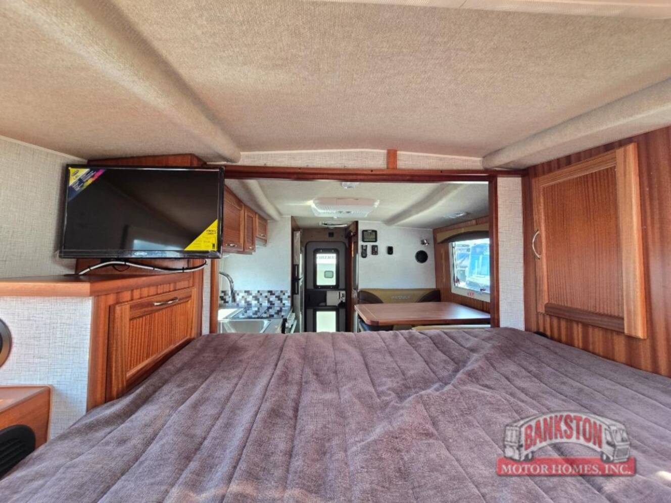 A photo of this 2026 Northern Lite Limited Edition 9-6LEWB