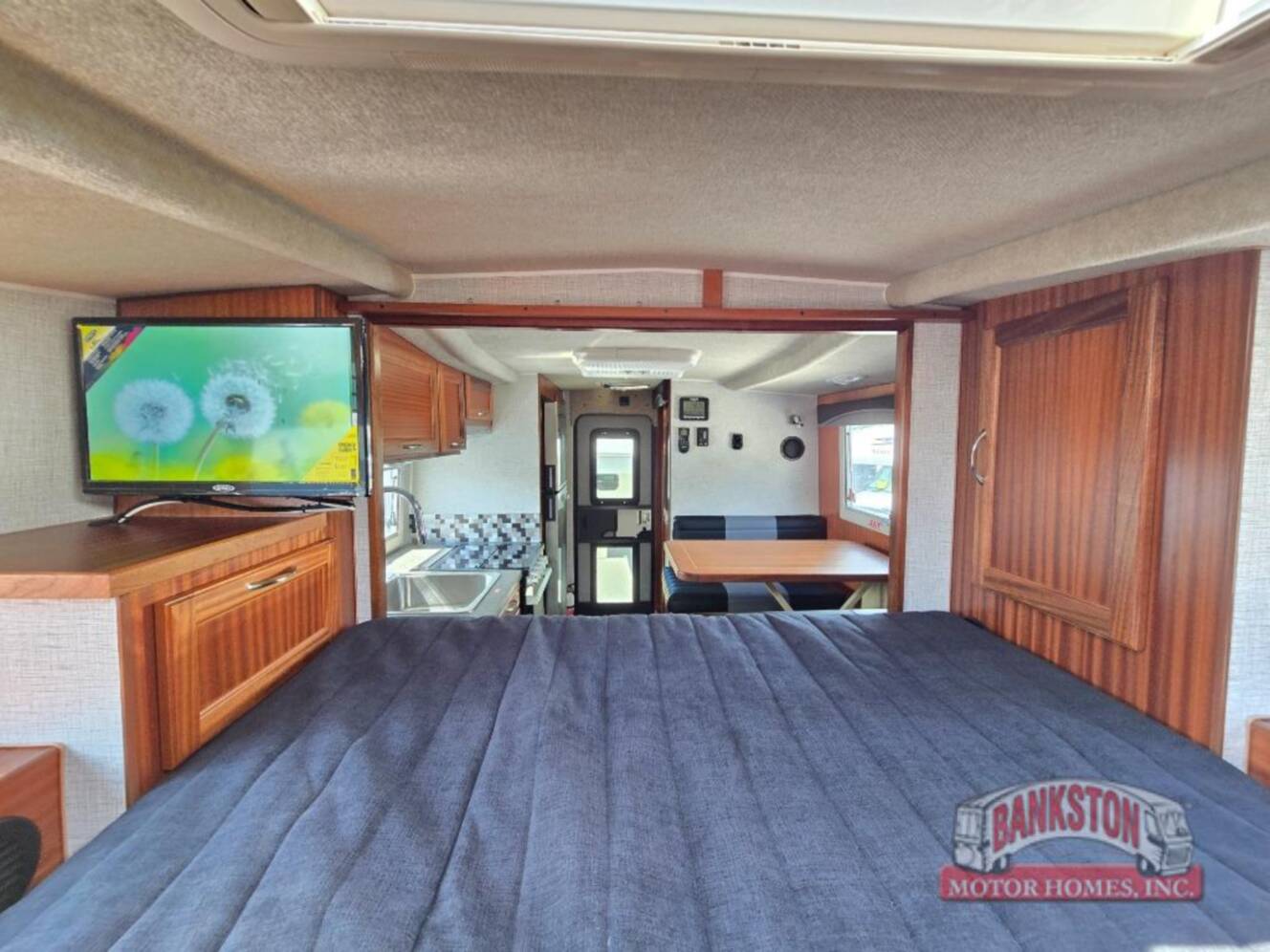A photo of this 2026 Northern Lite Limited Edition 8-11EXLEWB