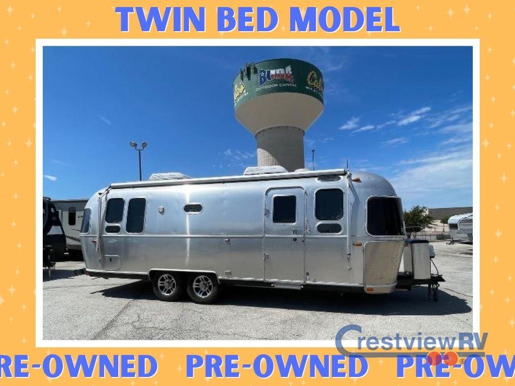 2018 Airstream FLYING CLOUD 26RB TWIN in buda TX