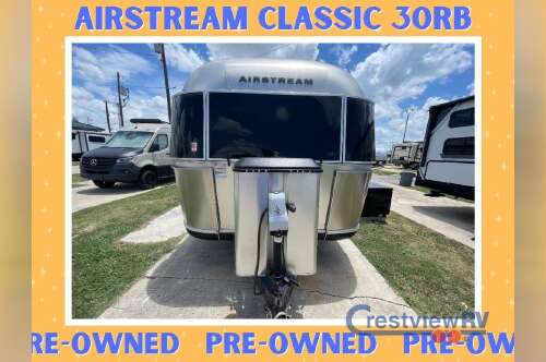 2019 Airstream Classic 30RB in buda TX