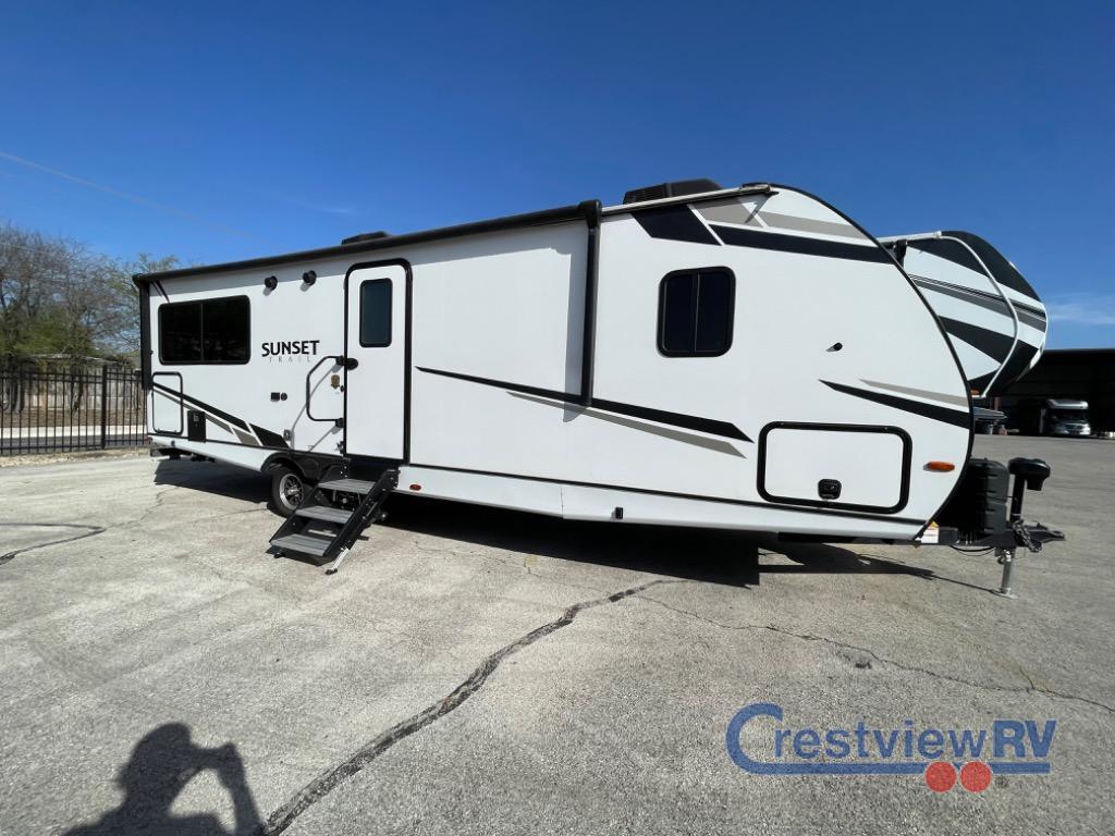 2022 Crossroads Rv Sunset Trail SS268RL in buda TX