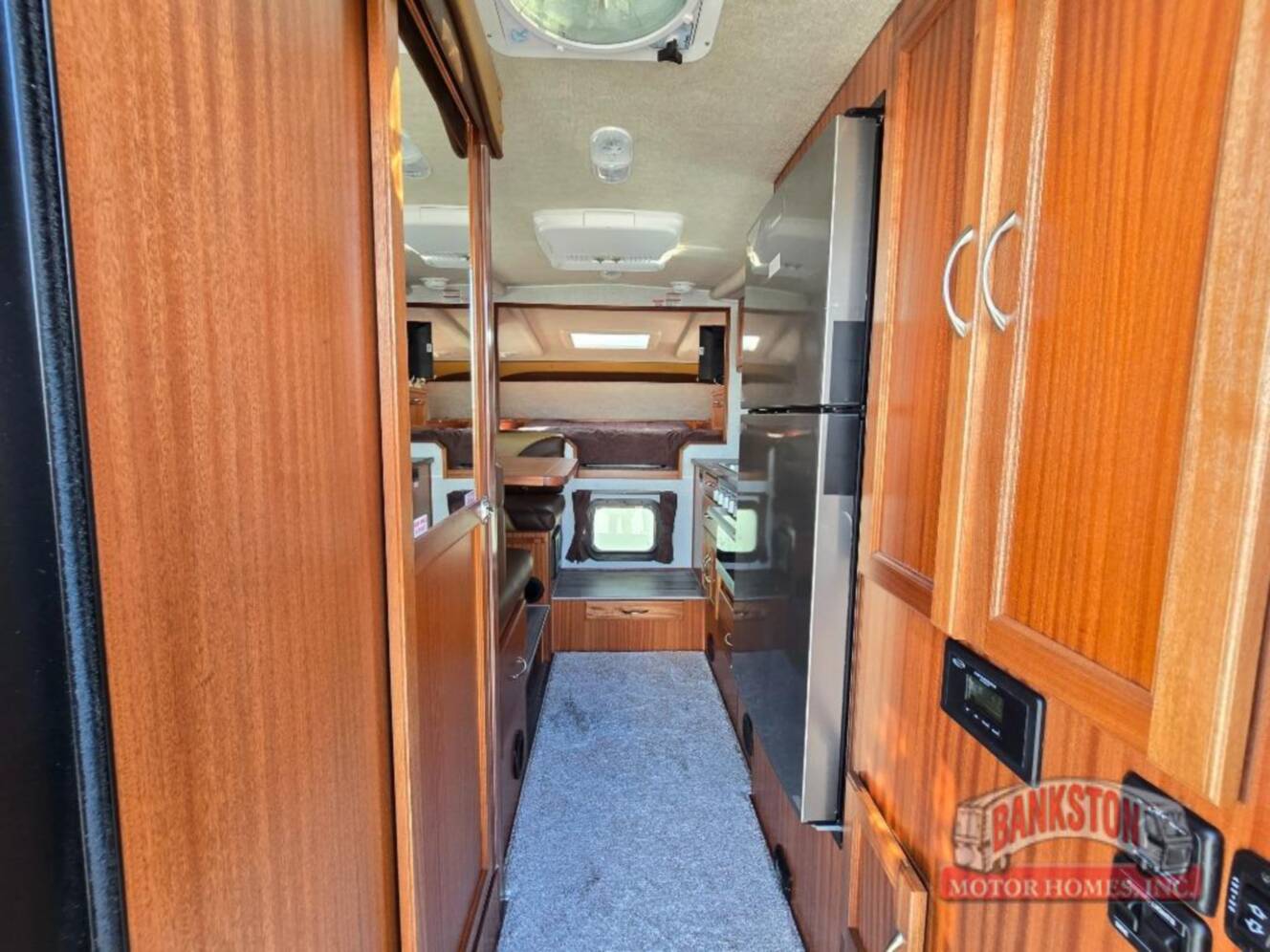 A photo of this 2026 Northern Lite Limited Edition 9-6LEWB