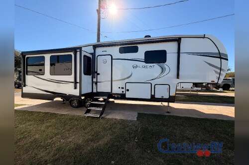 2023 Forest River Rv Wildcat 290RLW in buda TX