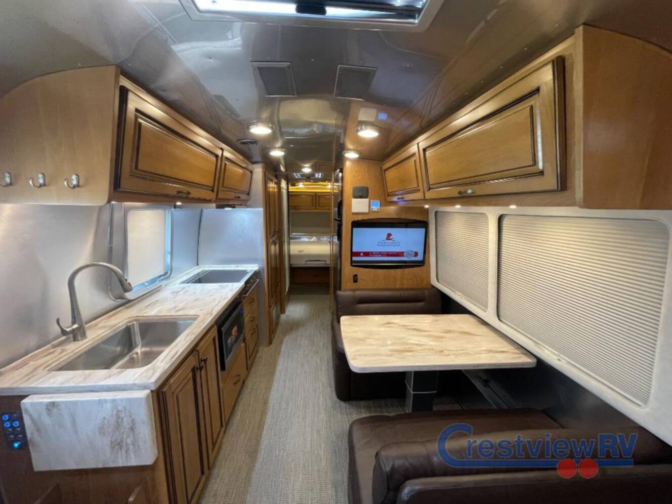 A photo of this 2019 Airstream Classic 30RB