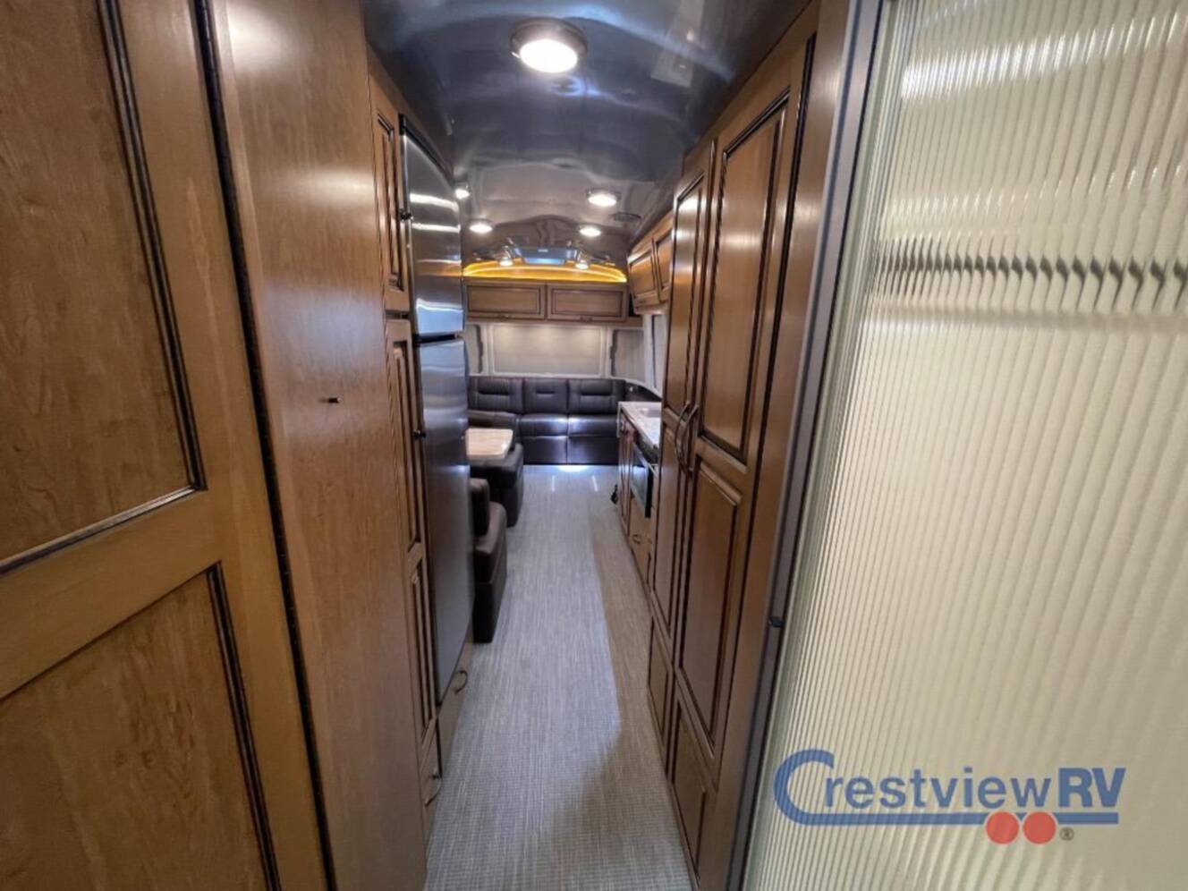 A photo of this 2019 Airstream Classic 30RB