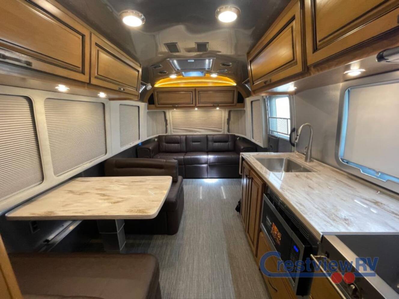 A photo of this 2019 Airstream Classic 30RB