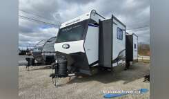 2025 Forest River Rv Vengeance Rogue Armored 26L140 Travel Trailer Toy Hauler RV
