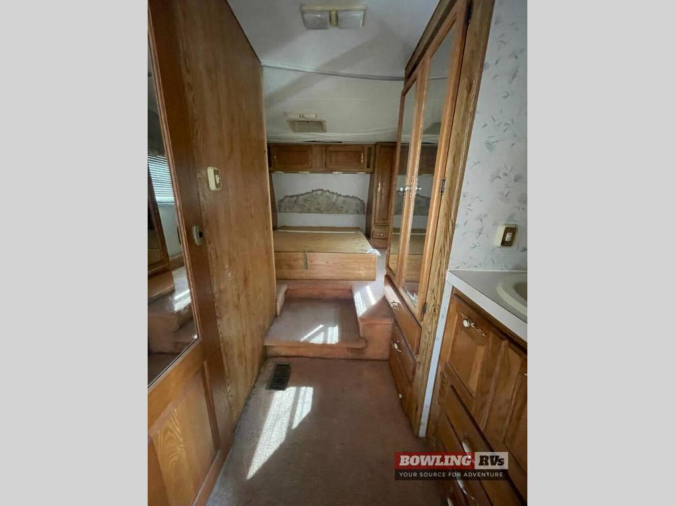 A photo of this 1993 Nuwa Hitch Hiker 2 29KRUG