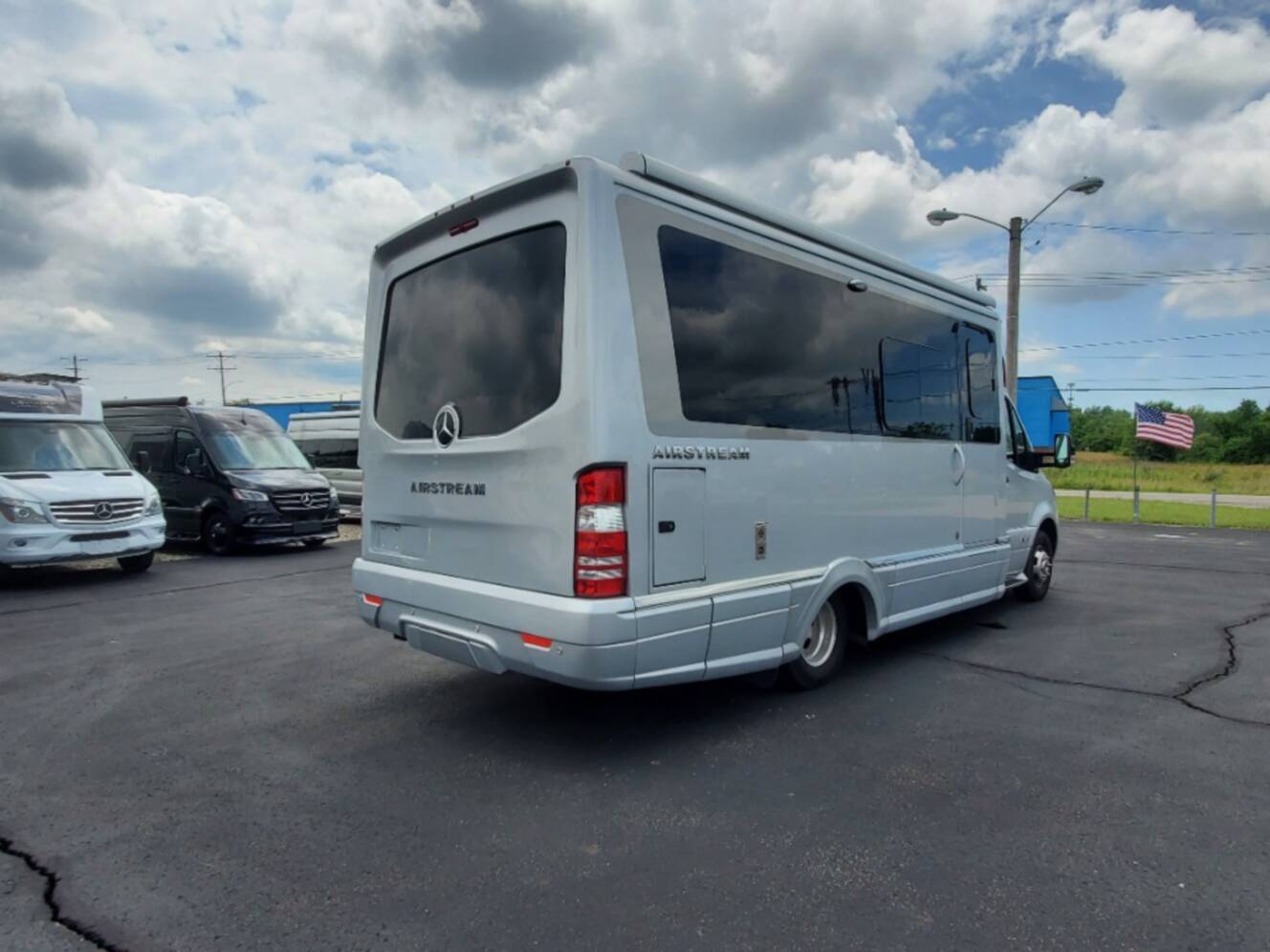 A photo of this 2022 Airstream Atlas Murphy Suite