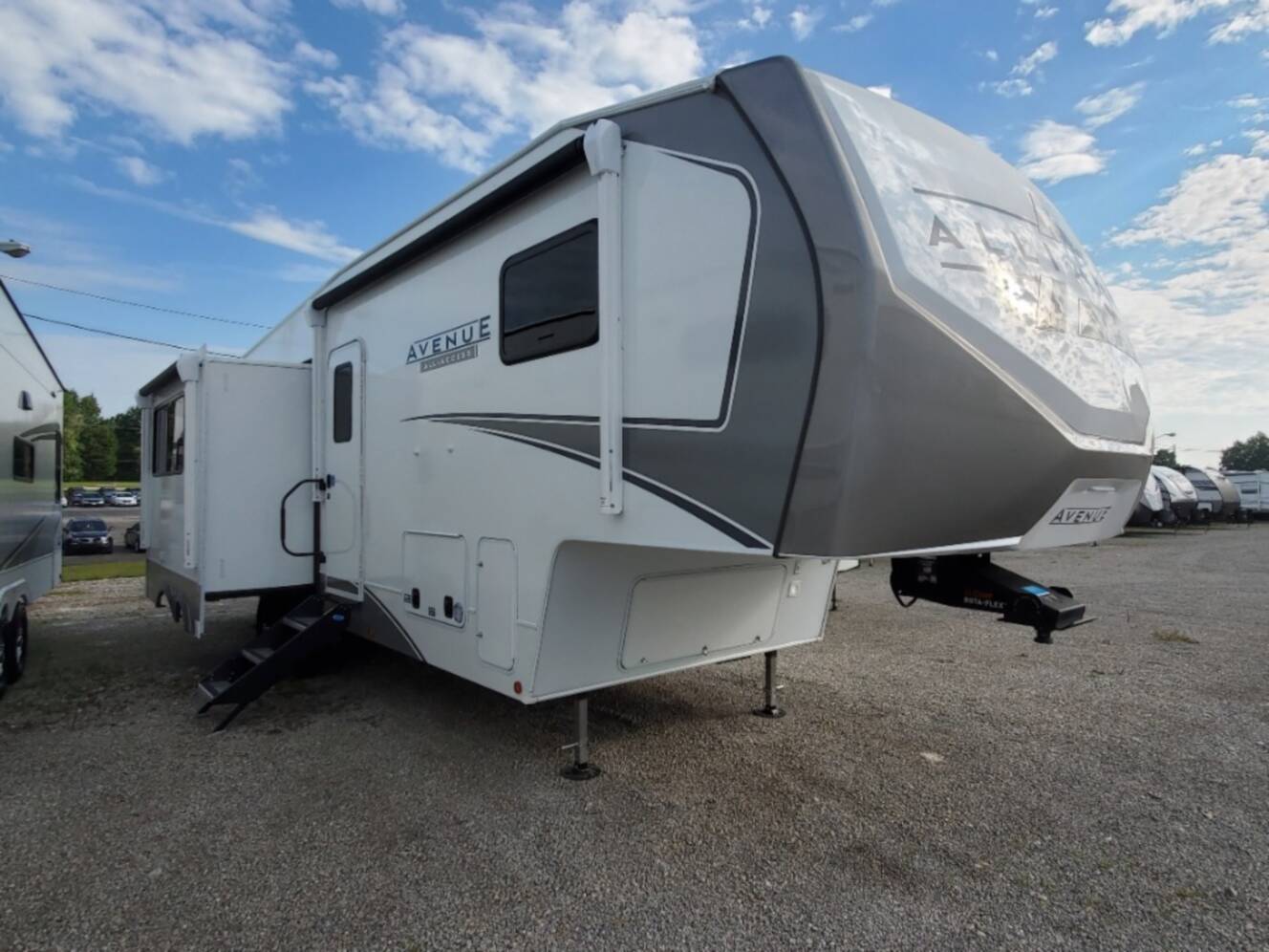 A photo of this 2026 Alliance Rv Avenue All-Access 30BH