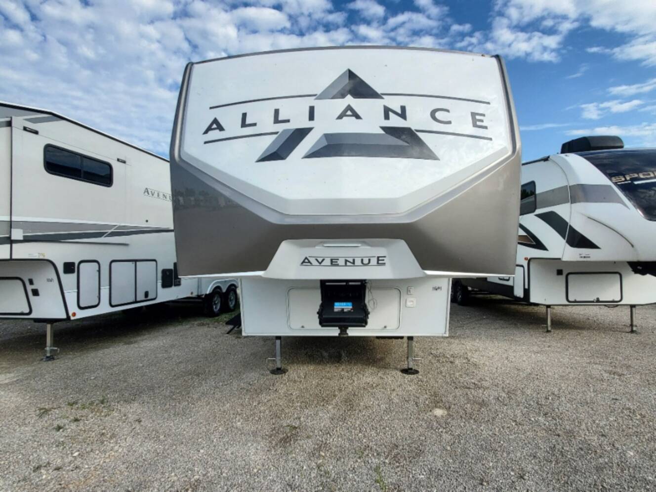 A photo of this 2026 Alliance Rv Avenue All-Access 30BH
