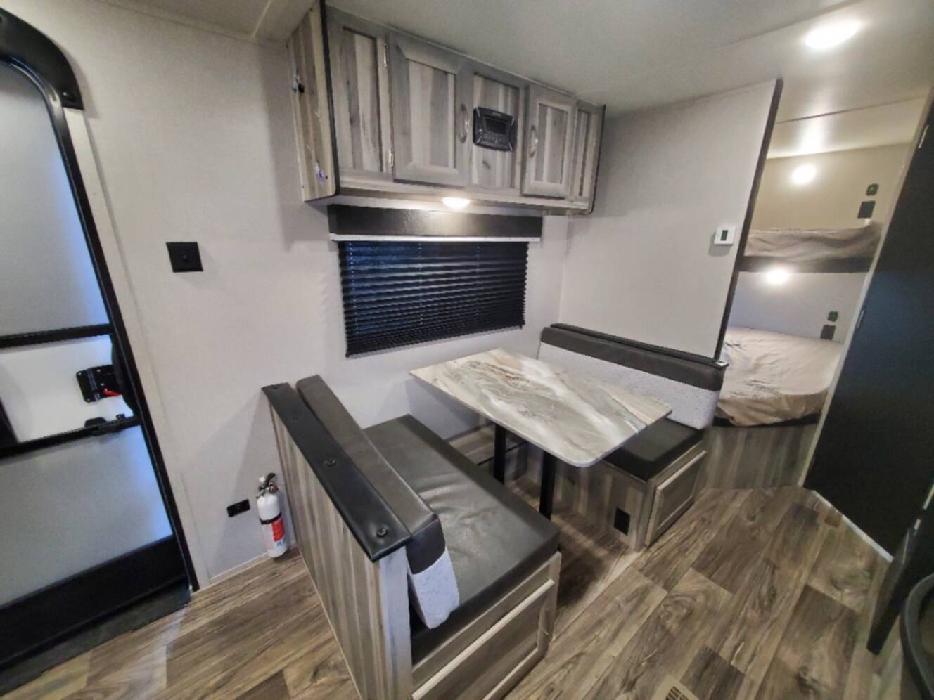 A photo of this 2022 Chinook DREAM D260BH