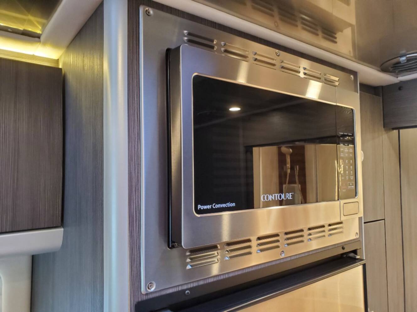 A photo of this 2022 Airstream Atlas Murphy Suite