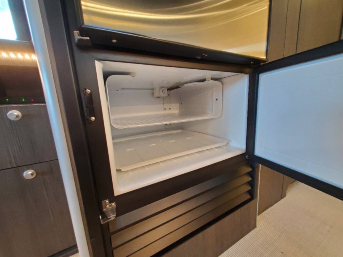 A photo of this 2022 Airstream Atlas Murphy Suite