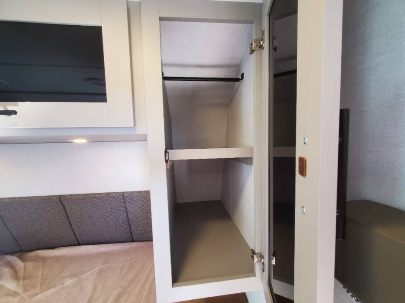 A photo of this 2026 Alliance Rv Delta Ultra Lite ML226