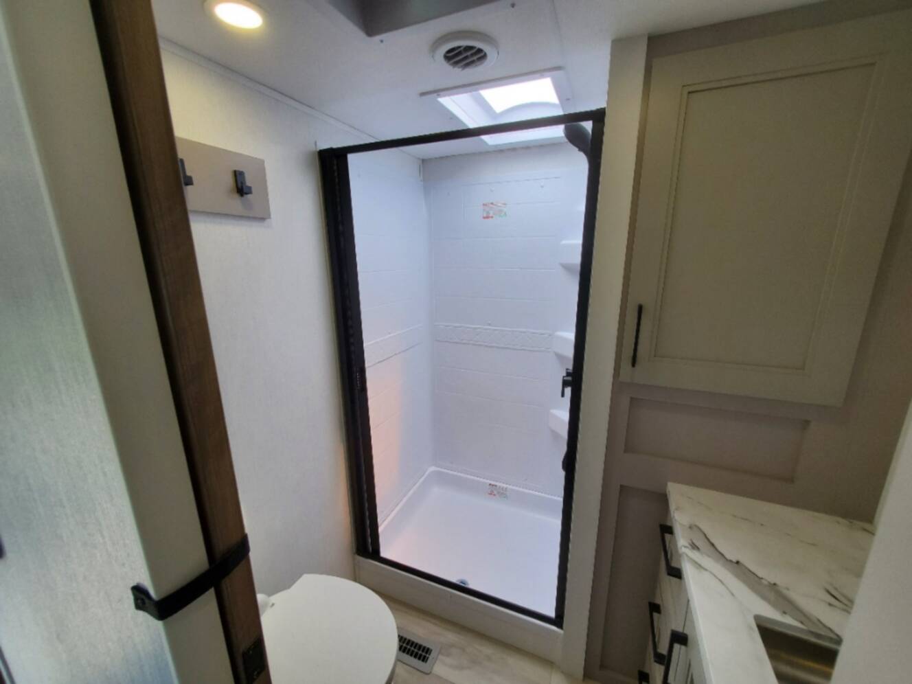 A photo of this 2026 Kz Durango Half-Ton D232MLD