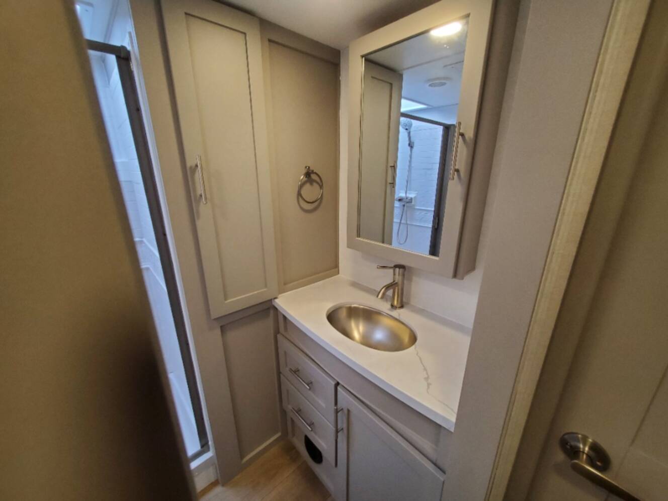 A photo of this 2026 Alliance Rv Avenue All-Access 30BH