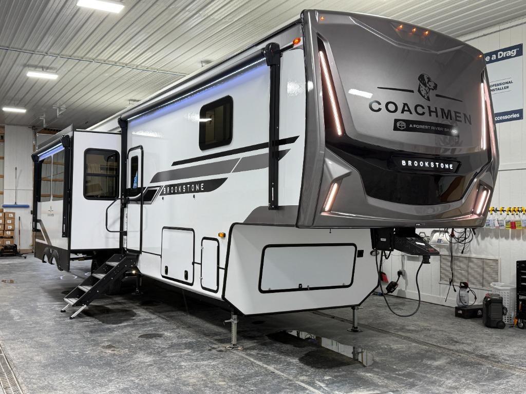 2025 Coachmen Rv Brookstone 318RLL in kokomo IN