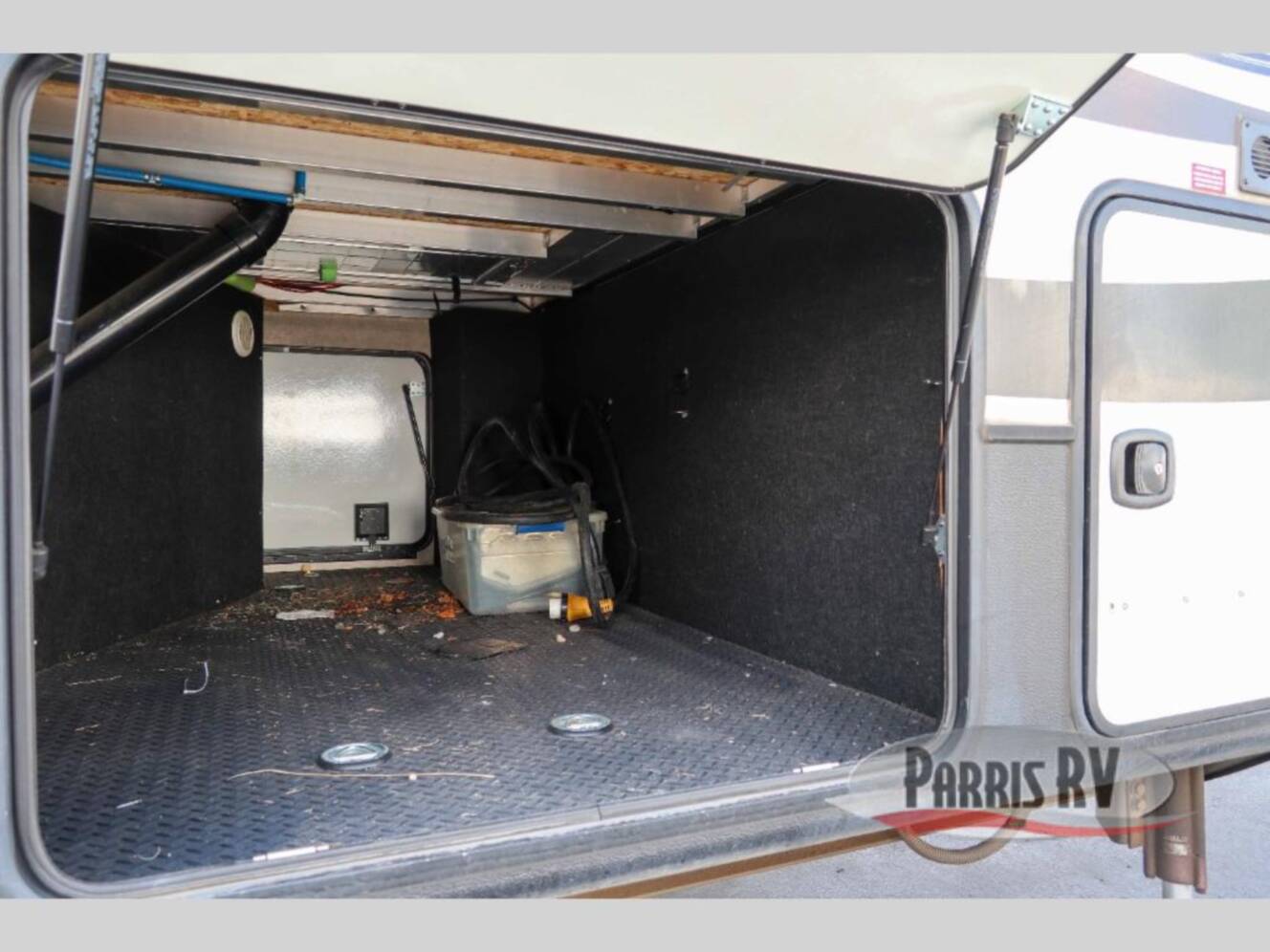 A photo of this 2015 Keystone Rv Alpine 3900RE