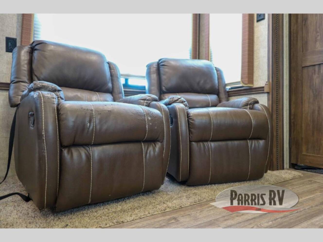 A photo of this 2015 Keystone Rv Alpine 3900RE