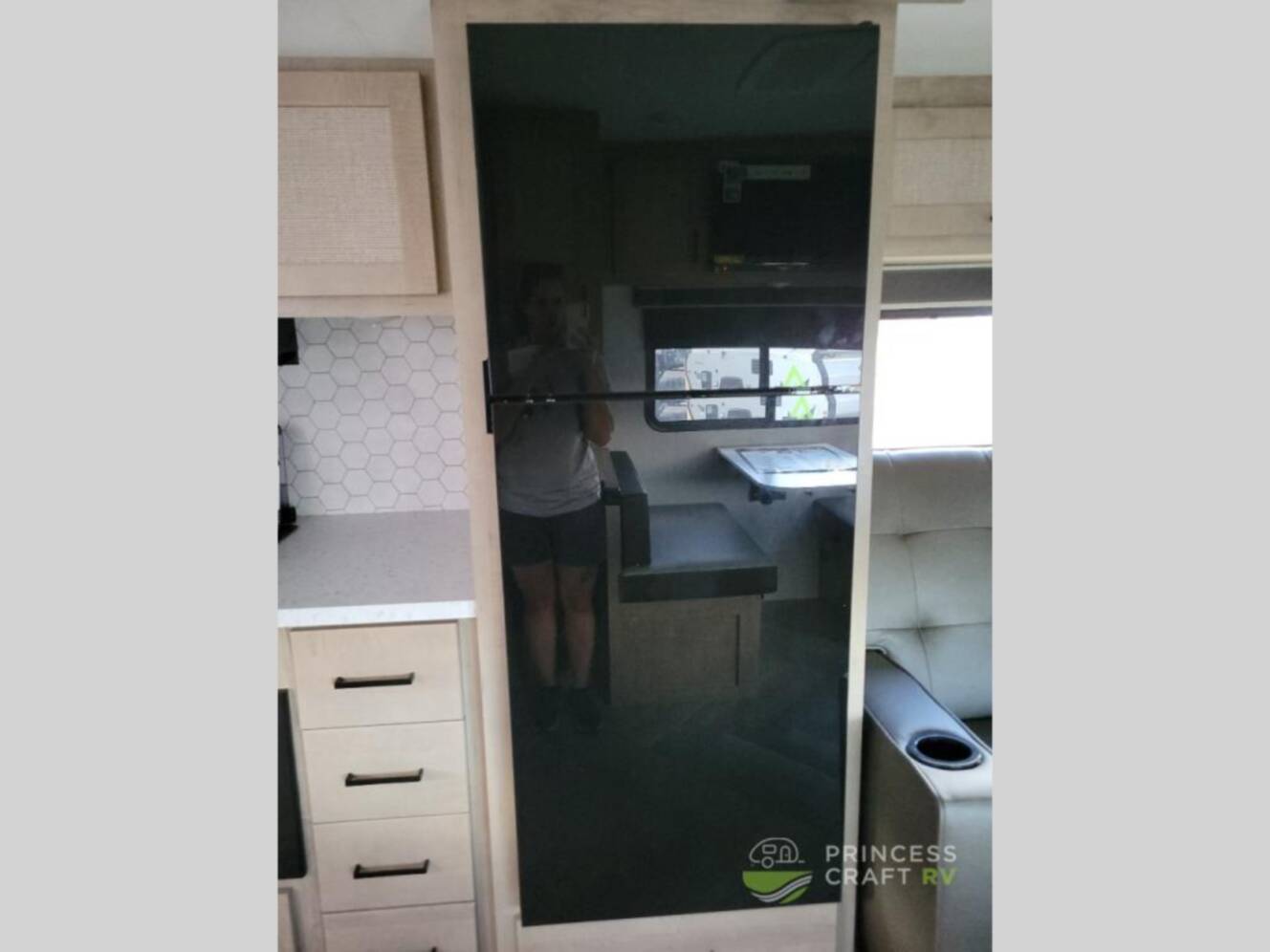 A photo of this 2026 Ember Rv E-Series 22MLQ