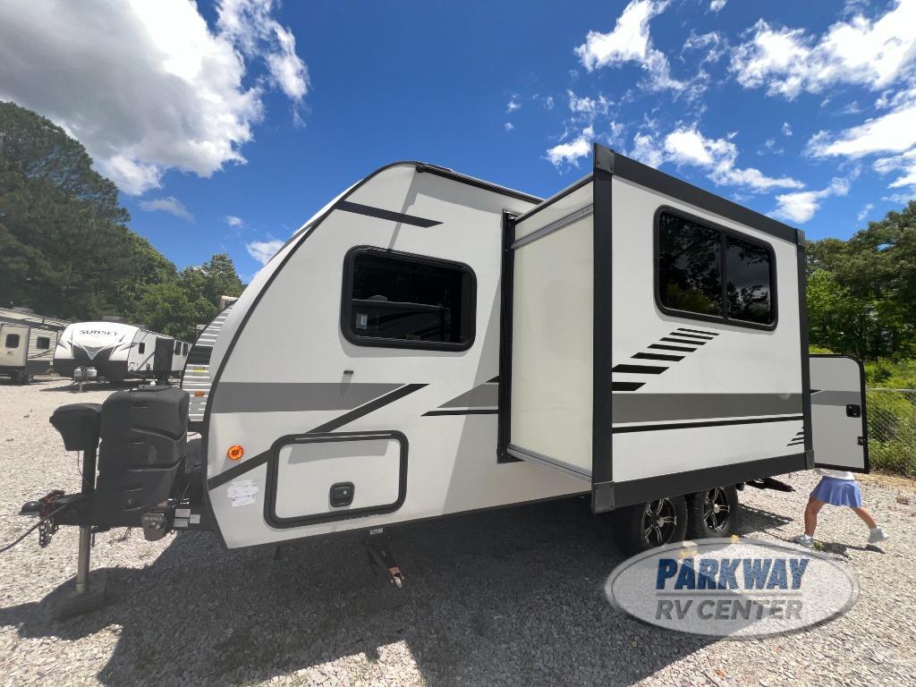 2021 Winnebago Industries Towables Micro Minnie 2100BH in ringgold GA