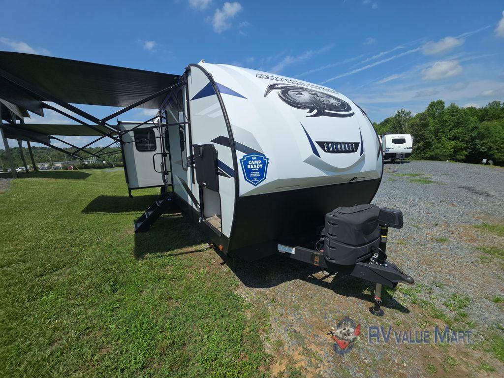 2021 Forest River Rv Cherokee Alpha Wolf 26RL-L in franklinville NC