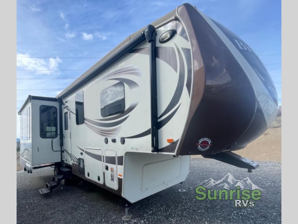 2016 Heartland Bighorn 3160 Elite in omak WA