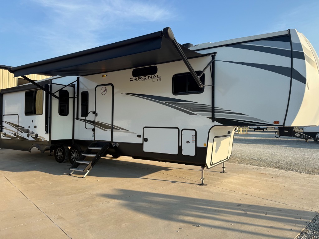 2022 Forest River Rv Cardinal 366DVLE in shawnee OK
