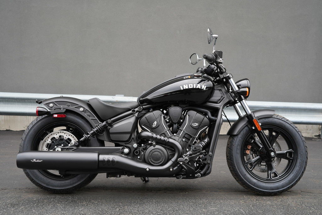 2026 Indian Motorcycle Scout Sixty Bobber Black Metallic BOBBER SIXTY in Elmhurst, IL