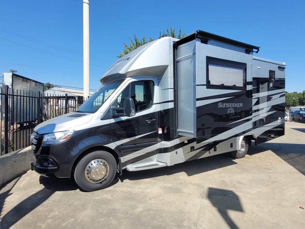 2026 Forest River Rv Sunseeker MBS 2400MSD RV