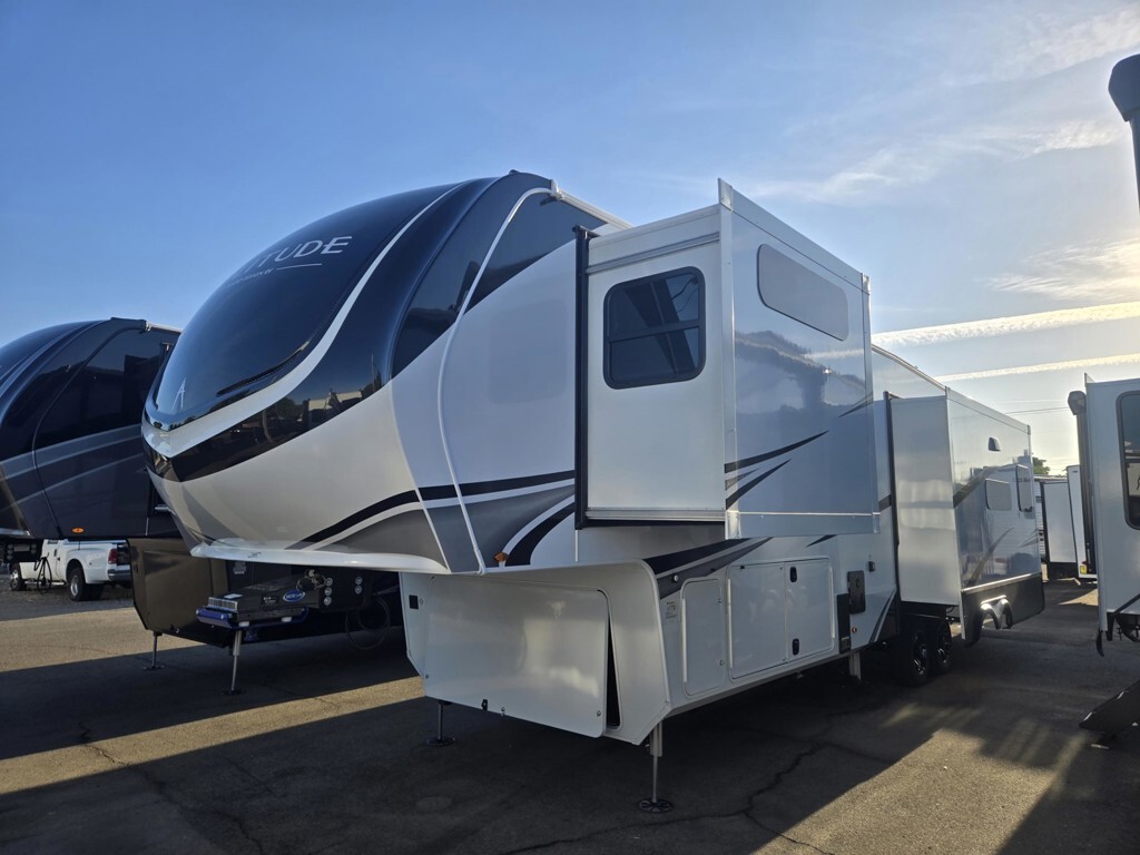 2026 Grand Design Solitude 310GK RV