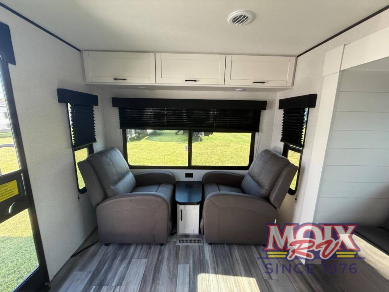 A photo of this 2026 Jayco Jay Flight SLX 262RLS
