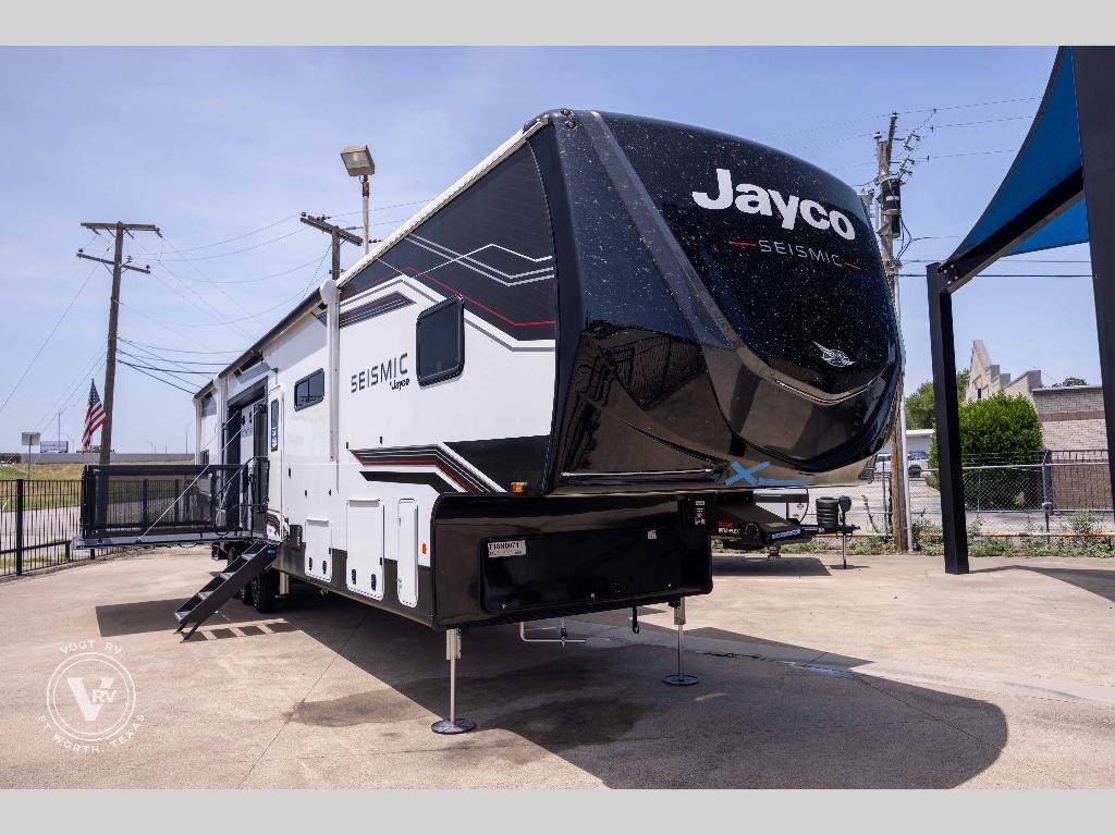 2026 Jayco Seismic 413 in fort worth TX
