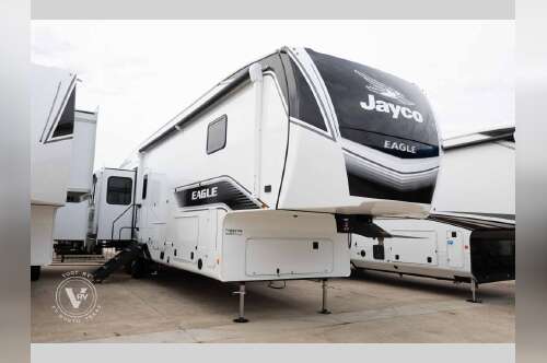 2026 Jayco Eagle 355MBQS in fort worth TX