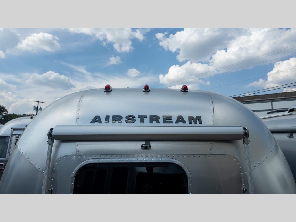 2026 Airstream Flying Cloud 23FB RV