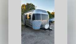 2026 Airstream Caravel 22FB RV