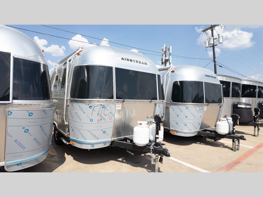 2026 Airstream Caravel 16RB in fort worth TX