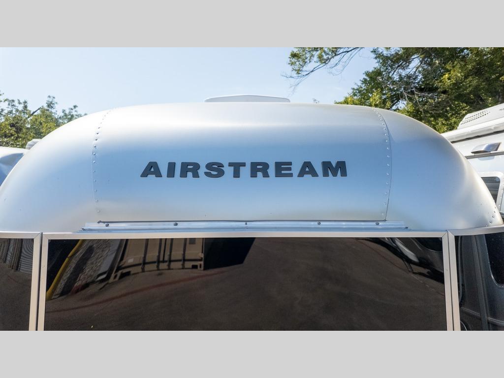 2026 Airstream International 27FB in fort worth TX