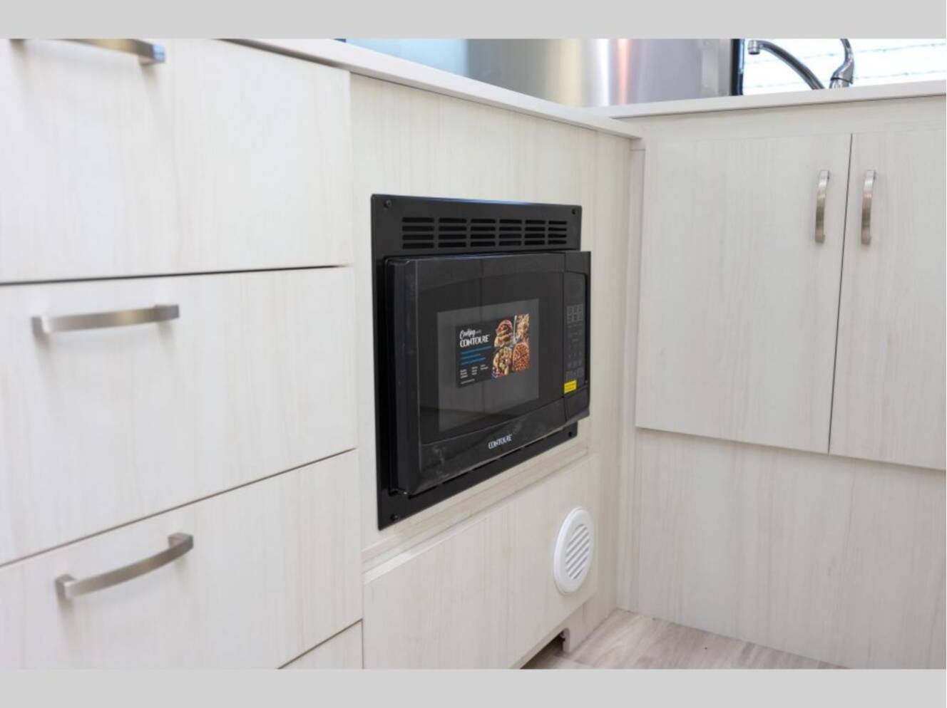 A photo of this 2026 Airstream Bambi 20FB
