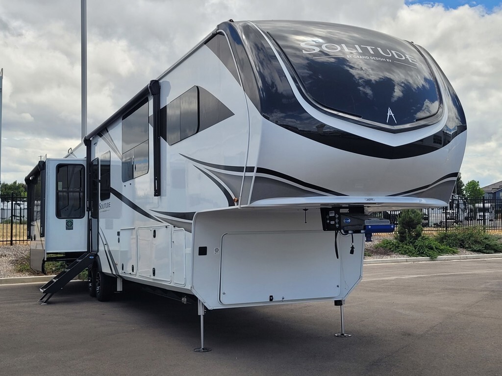 2025 Grand Design Solitude 388MBS RV